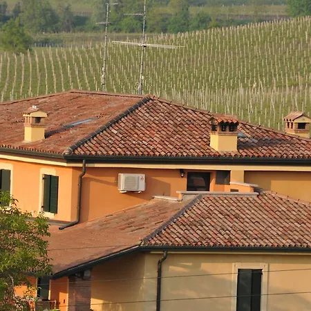 Farm stay Corte Albarel Castelnuovo del Garda